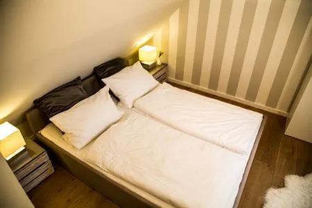 Doppelbett Niilön Jölstair