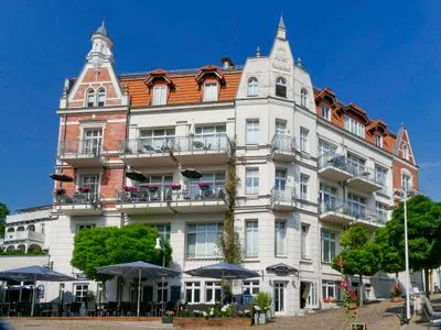 Hauptansicht Alter Reichshof,  App. 302 - mit Balkon und Meerblick