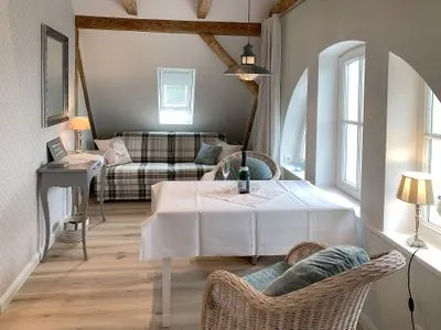 Wohnzimmer Villa Imme App. 5 - großzügige Studio-Ferienwohnung mit Südbalkon & Meerluft-Feeling