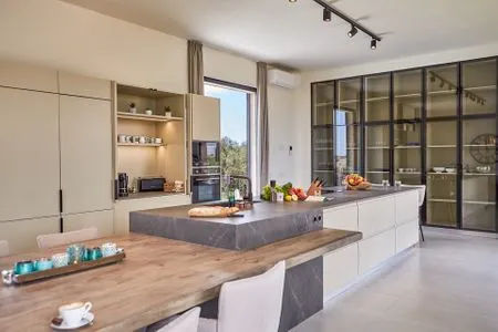 Küche / Küchenzeile Villa Eden Roc