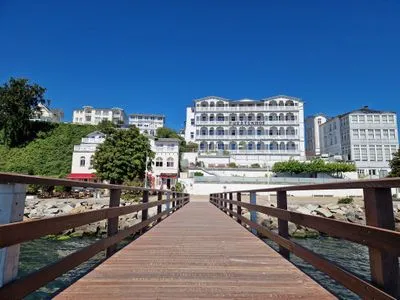 Fassade / Eingang Fürstenhof, App. 403 - erste Reihe am Meer