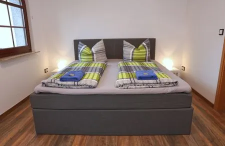 Schlafzimmer mit ausreichend Platz Ferienwohnung Storchennest