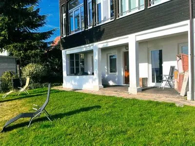 Terrasse Ferienwohnung Ostseeheim - 1. Reihe mit Meerblick