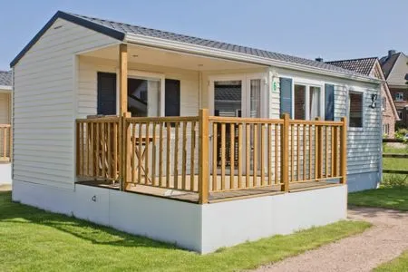 Fassade / Eingang Mobilheim Pacifique