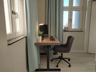 Ferienwohnung Panorama-Utkiek in Wustrow – Home-Office Arbeitsplatz  Panorama-Utkiek