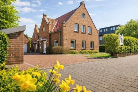 Hauptansicht Roter Sand