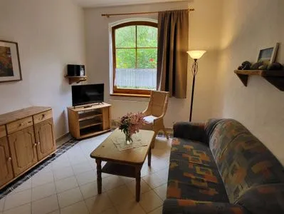 Wohnzimmer Pension Schmelzer Wohnung 16