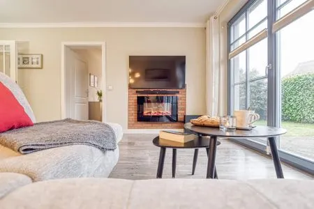 Wohnbereich mit Blick zum TV  Birkmaase 10 - Wohnung 1