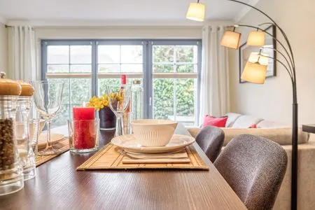 Essbereich mit Blick zum Sofa  Birkmaase 10 - Wohnung 1