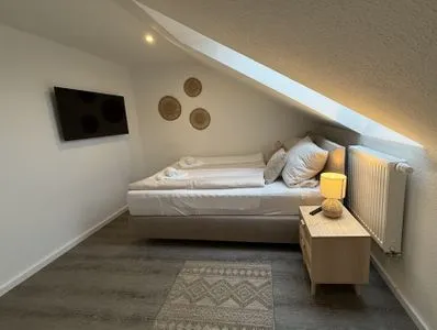 TV / Multimedia S17 Bude 32