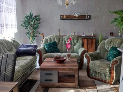 Wohnzimmer Ferienwohnung Dornbusch - ruhige Stadtrandlage