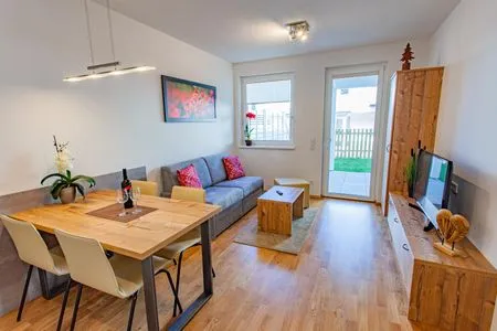 Schlafsofa mit Fernseher Happy Aich 1 by Alpenidyll Apartments