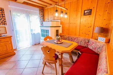 Wohn- und Essbereich Bergidyll 10 by Alpenidyll Apartments