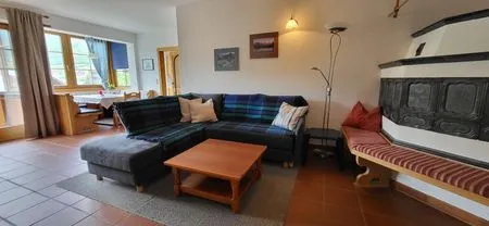 Wohnzimmer mit Schlafsofa S`Gerhardter by Alpenidyll Apartments