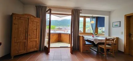 Wohn- und Essbereich S`Gerhardter by Alpenidyll Apartments