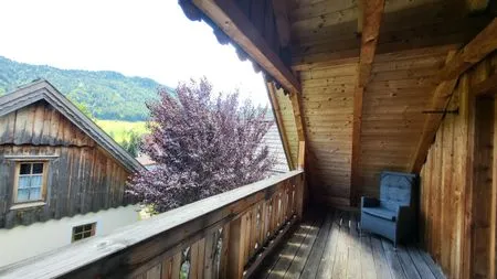 Balkon mit Aussicht in die Berge Stodertraum 5 "Schlüsselblume" by Alpenidyll Apartments