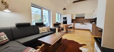 Wohn- und Essbereich LandLiebe Aich by Alpenidyll Apartments
