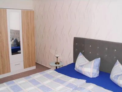 Schlafzimmer Ferienwohnung in Boddennähe