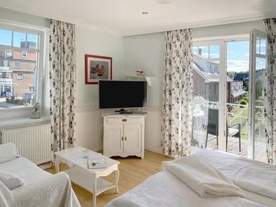 Wohnzimmer Villa Hansa App. C2 - strandnahes Studio mit Südbalkon & Seeblick