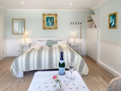  Haus Midsommer App. 23 - Romantisches Strandnest für Pärchen