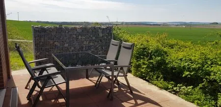 Terrasse Ferienwohnung Kranichglück - im Herzen der Halbinsel Jasmund