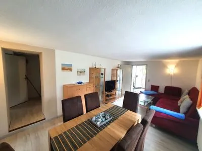 Wohnzimmer Ferienwohnung Sonnenschein - im Herzen der Halbinsel Jasmund