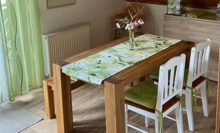 Wohnzimmer Ferienwohnung Stockrose - ganz nah am Nationalpark Jasmund