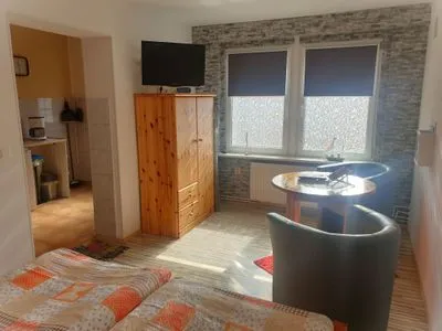 Wohnzimmer Ferienwohnung 2 Kleine Seestraße - in der Stadtmitte