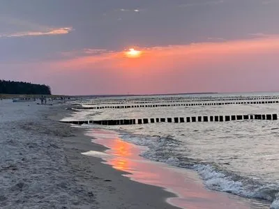 Strandbild mit Blick auf die Ostsee Achtern Diek Achtern Diek 12b - Wohnung 5