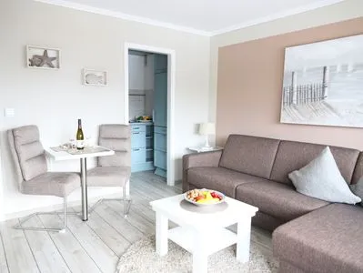 Wohnzimmer Elisabethstr. 9, Whg. 44