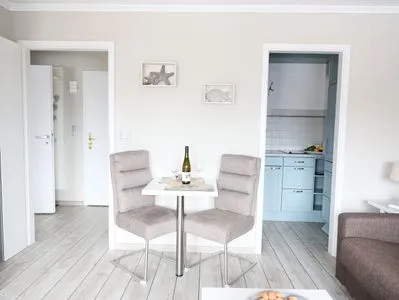 Wohnzimmer Elisabethstr. 9, Whg. 44