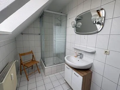 Badezimmer mit Dusche  Ferienwohnung Seepferdchen