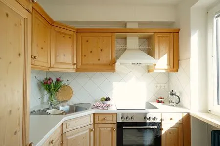 Küche / Küchenzeile Ferienwohnung „Kleine Bucht" Eckernförde – ruhig gelegen, strandnah, für zwei