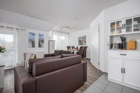 Wohnbereich mit Essecke  Bahnhofstraße 10 - Wohnung 3