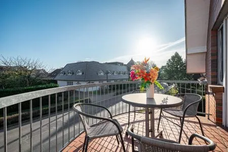 möblierter Südbalkon  Bahnhofstraße 10 - Wohnung 3