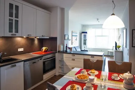 offene Küche zum Wohnzimmer Residenz am Rosengarten Whg. 29 Parkblick