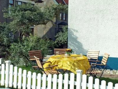 gemeinschaftlicher Garten vor dem Haus Haus Schöneck Whg. 09
