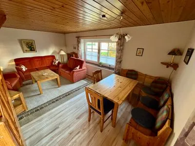 Wohnzimmer unterm Reet