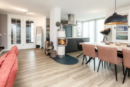 Kamin-/Ofen Reethuus Nord