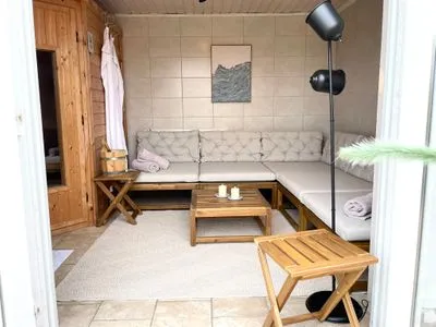 Sauna mit Lounge-Bereich im Außenbereich Landhaus Markerup