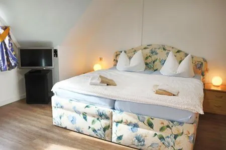 Bettwäsche und Handtücher sind inklusive Haus Kleist Zimmer 2