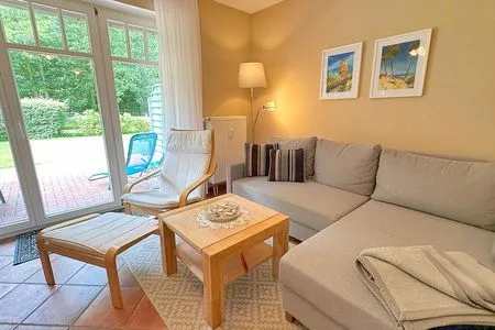 Couch und Sessel Zum Leuchtturm Wohnung 2