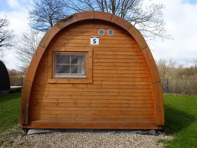  05 Premium Camping Pod "Gröde"