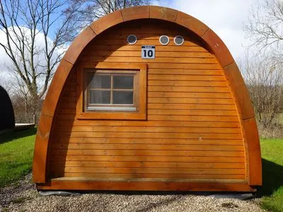  10 Premium Camping Pod "Südfall"