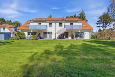 Bick auf das Haus und die Terrasse  Freesenkietz 23