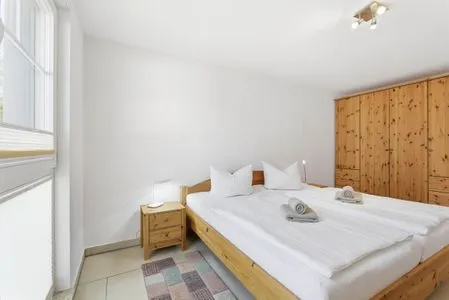 Schlafzimmer mit Doppelbett Hafenstrasse 15 in Prerow Kieckut in Prerow