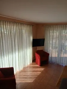  Ferienhaus direkt an See & Strand