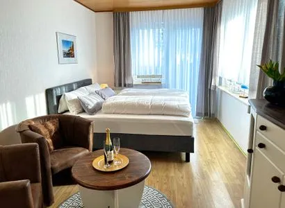 Wohnzimmer Ferienhaus Seeblick in Sassnitz auf Rügen mit Terrasse