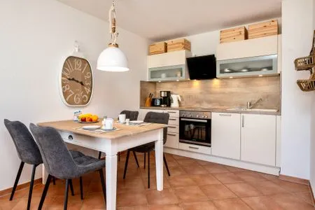 Essbereich und Küchenzeile Residenz am Strand Wohnung 2-28