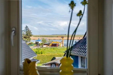 Blick aus dem Fenster Mühlenstrasse 23 - Wohnung Oberdeck